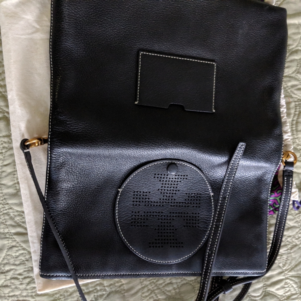 Tory burch logo leather crossbody bag